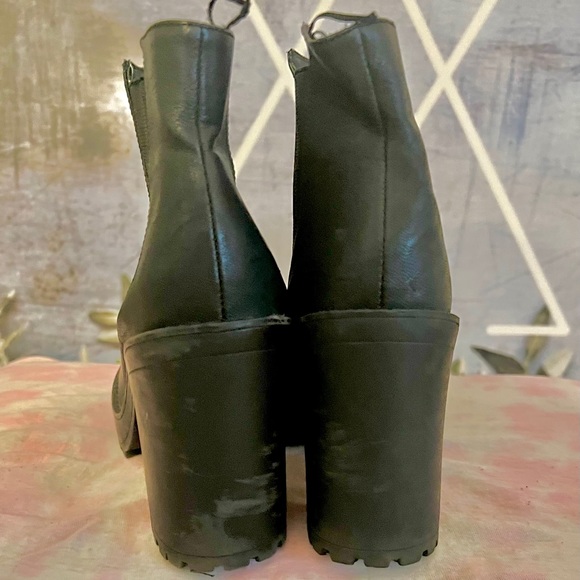 Black Chunky Platform Ankle Boots - Picture 5 of 5